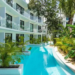 Park Lagunas By Sandy Powerful , Tulum Mexique